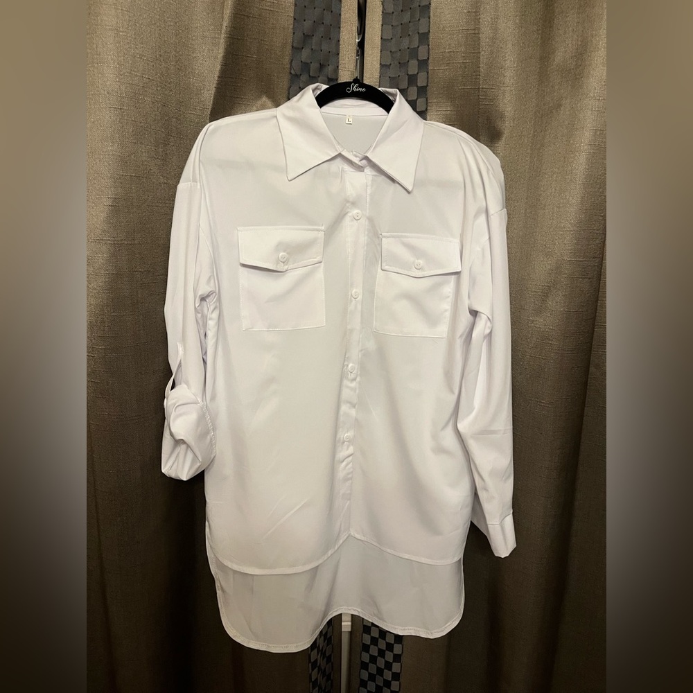 NWOT White button down top. Size large.